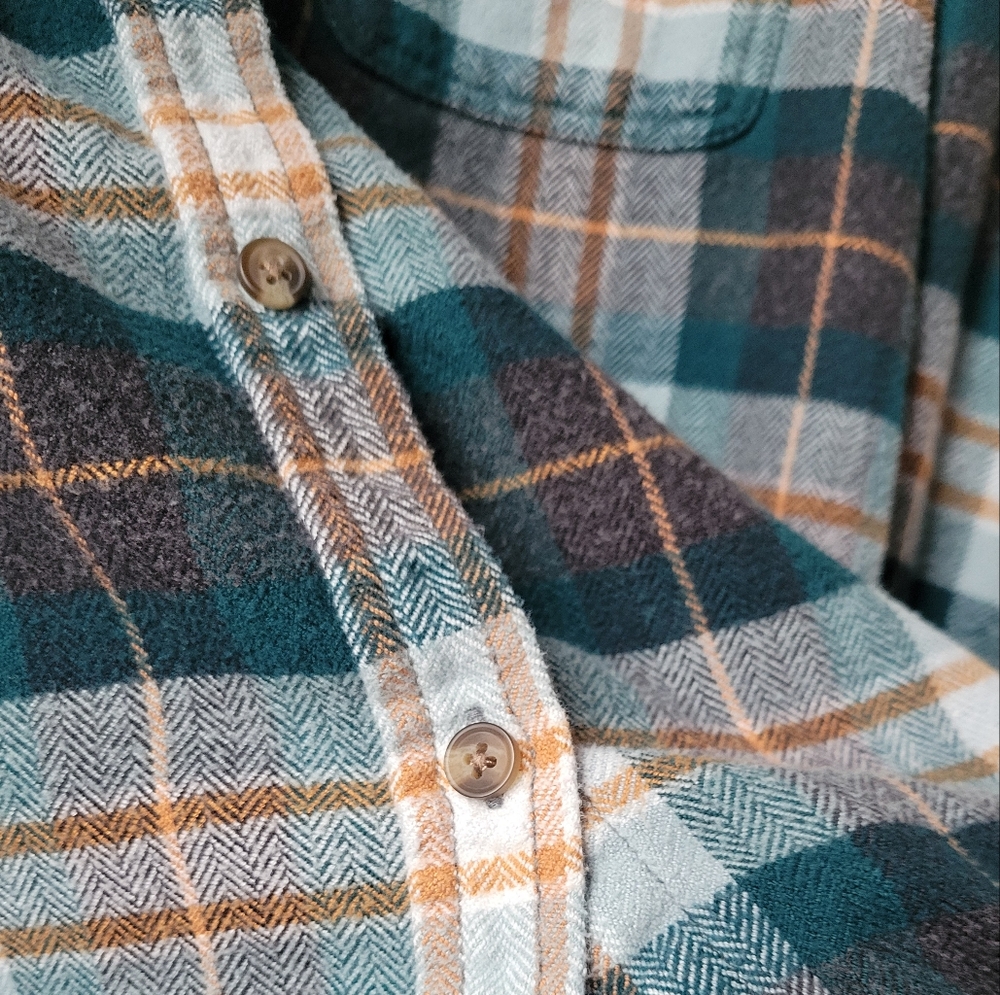 American Eagle Green Plaid Flannel Classic Fit Heavyweight Shirt Mens Size M - Picture 2 of 7